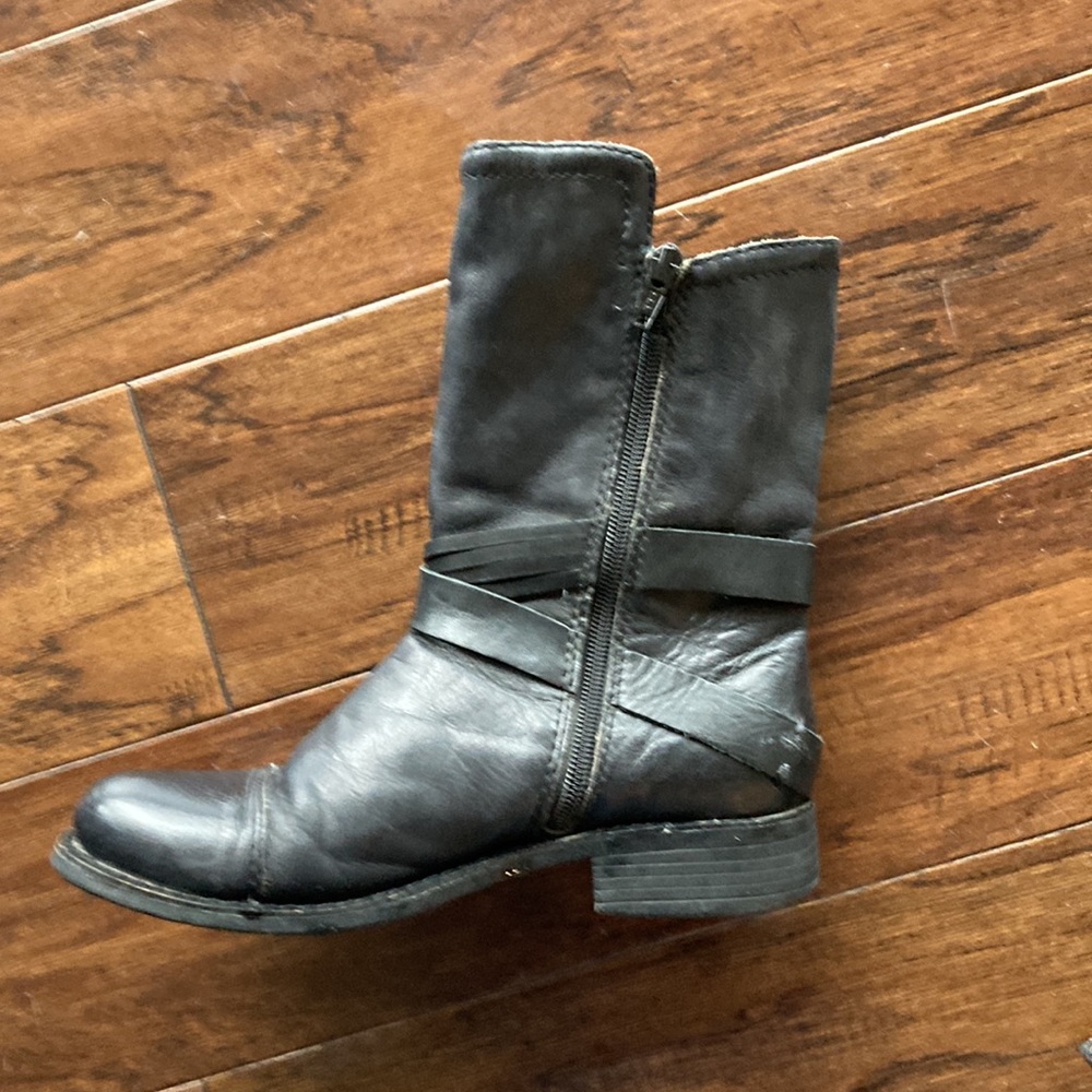 Real Leather Black Biker Boots. Size 6.5 - image 3